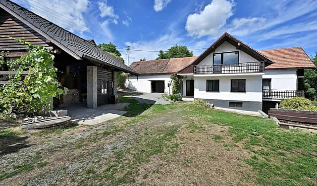 Prodej domu 250 m² s pozemkem 885 m², Milešov, okres Příbram