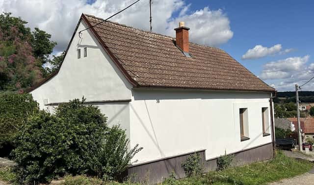 Prodej domu 85 m² s pozemkem 325 m², Hluboké Mašůvky, okres Znojmo