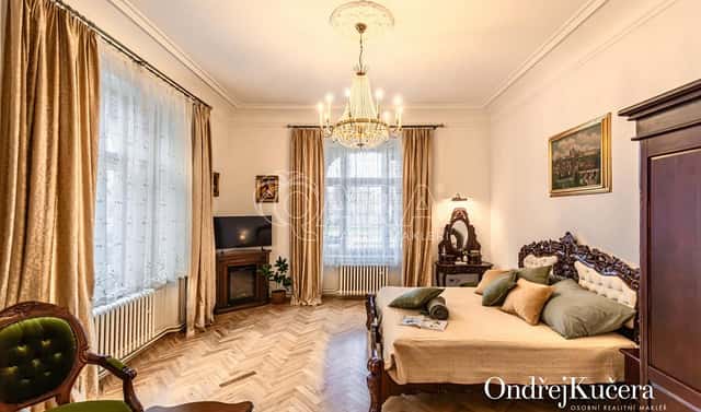 Prodej bytu 2+1 65 m², Janáčkovo nábřeží, Praha 5 – Smíchov