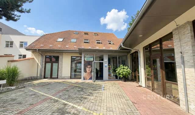 Prodej komerčního objektu (jiného typu) 758 m², Hlavní, Brno – Komín, okres Brno-město