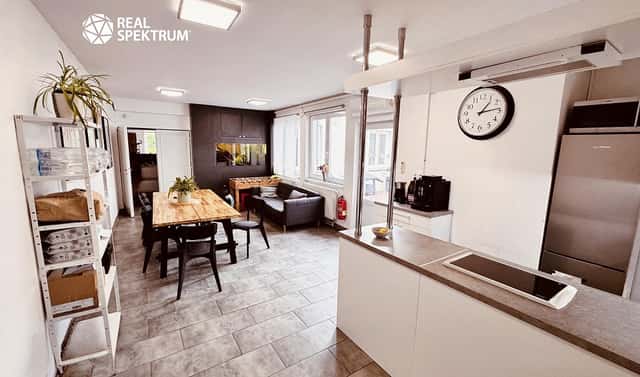 Pronájem kanceláře 407 m², Studniční, Brno – Komárov, okres Brno-město
