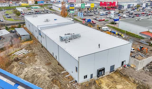 Pronájem výrobních prostor 2 200 m², Cheb