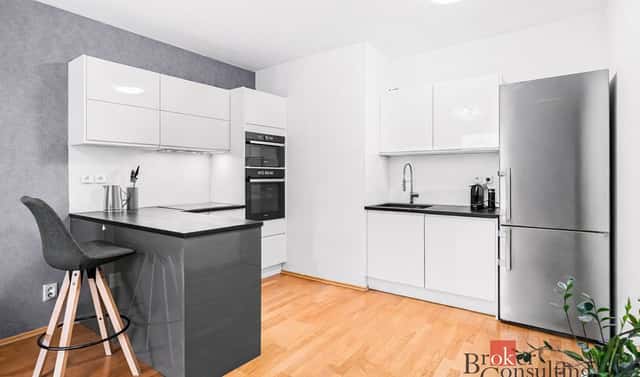 Pronájem bytu 3+kk 78 m², Varhulíkové, Praha 7 – Holešovice