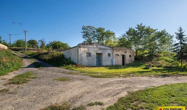 Dyjákovice, vinný sklep, 32 m2, lisovna, vhodné k rekonstrukci - komerce, Dyjákovice, okres Znojmo