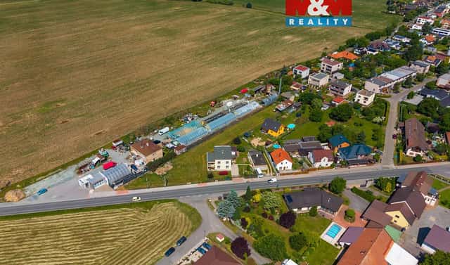 Prodej stavebního pozemku 2 012 m², Ráby, okres Pardubice