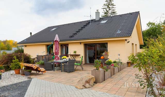 Prodej domu 227 m² s pozemkem 1 747 m², Na Bramši, Teplice – Trnovany