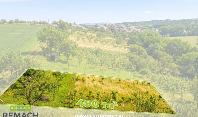 Prodej stavebního pozemku 490 m², Ostrožská Lhota, okres Uherské Hradiště