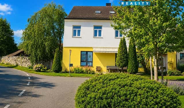 Prodej domu 320 m² s pozemkem 386 m², Veselíčko, okres Písek
