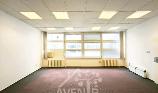 Pronájem kanceláře 45 m², 1. máje, Liberec – Liberec III-Jeřáb