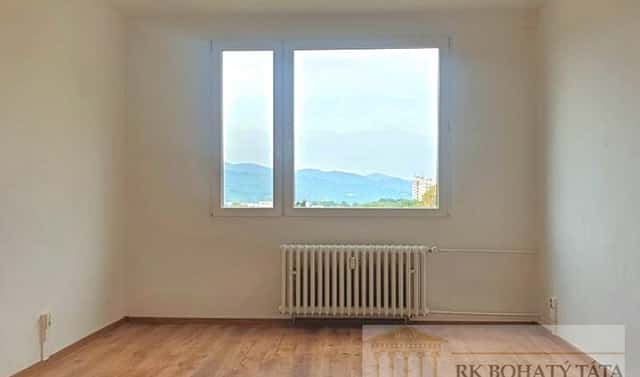 Pronájem bytu 2+1 62 m², Truhlářova, Ústí nad Labem – Střekov