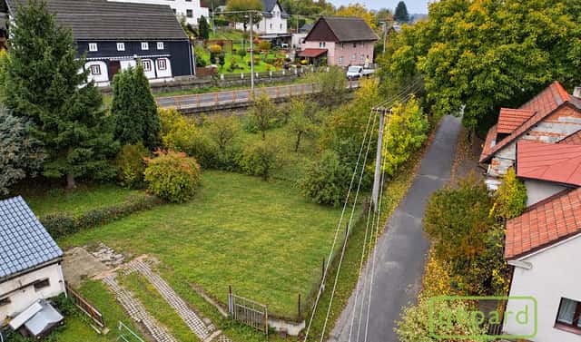 Prodej stavebního pozemku 1 055 m², Horní Police, okres Česká Lípa