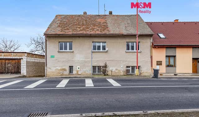Prodej domu 272 m² s pozemkem 294 m², Zlatá Ulička, Líšťany, okres Louny