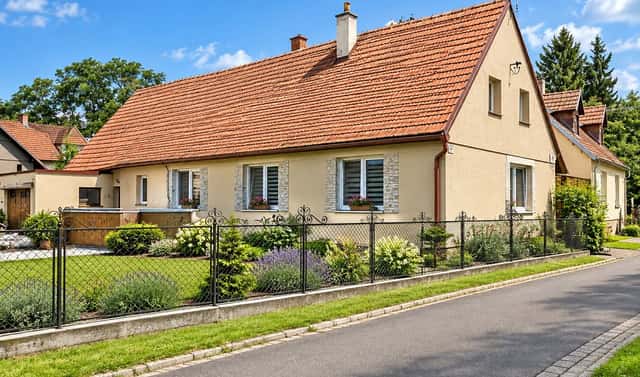 Prodej domu 150 m² s pozemkem 241 m², Závodí, Chroustovice, okres Chrudim