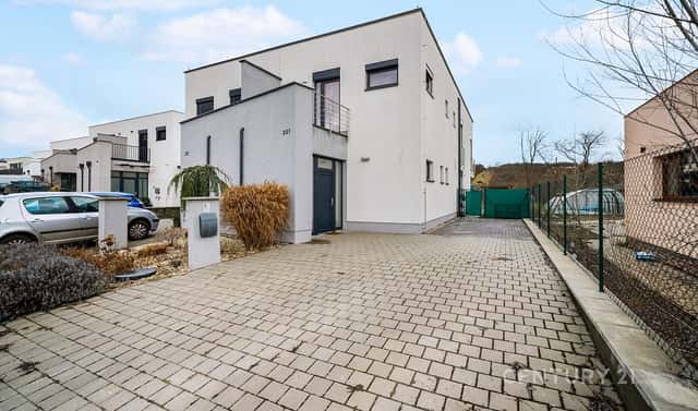 Prodej domu 172 m² s pozemkem 612 m², Hajany, okres Brno-venkov