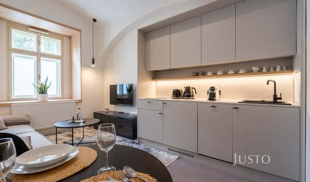 Prodej bytu 2+kk 49 m², Prvního pluku, Praha 8 – Karlín
