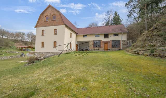 Prodej domu 594 m² s pozemkem 13 331 m², Olešná, okres Písek