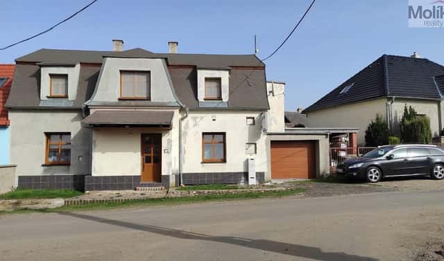 Prodej domu 240 m² s pozemkem 880 m², Chbany – Vadkovice, okres Chomutov