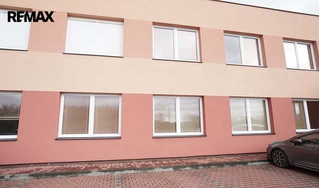 Pronájem kanceláře 407 m², V Chotejně, Praha 10 – Hostivař
