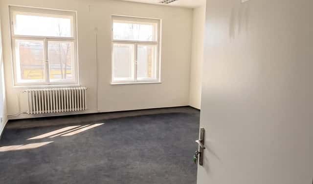 Pronájem kanceláře 29 m², Bubenské nábřeží, Praha 7 – Holešovice