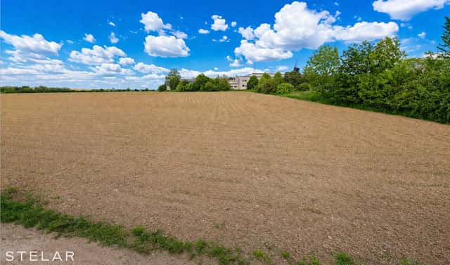 Prodej komerčního pozemku 5 168 m², Moravský Krumlov, okres Znojmo