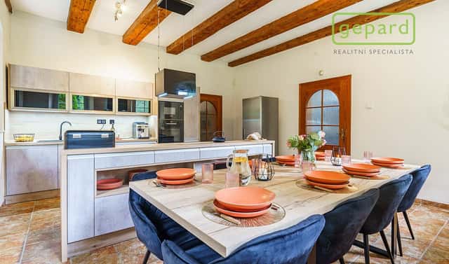 Prodej domu 295 m² s pozemkem 9 233 m², Hazlov, okres Cheb