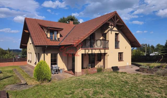 Prodej domu 316 m² s pozemkem 1 751 m², Lísková, Kamenice – Ládví, okres Praha-východ