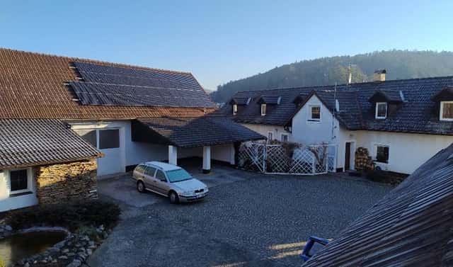 Prodej domu 330 m² s pozemkem 1 120 m², Prostřední, Hýskov, okres Beroun