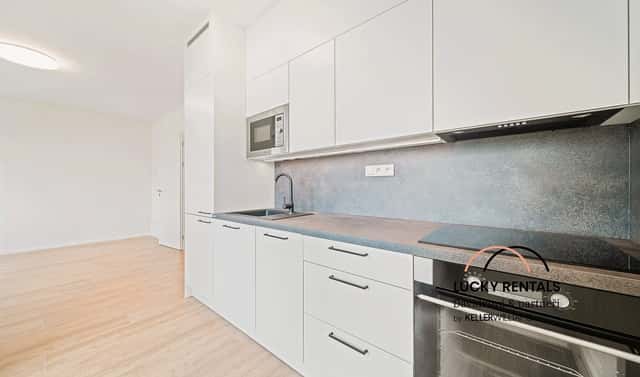 Pronájem bytu 1+kk 32 m², Líbalova, Praha 4 – Chodov