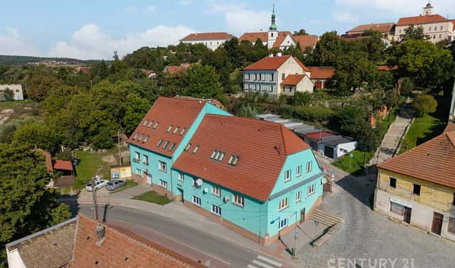 Prodej ubytovacího objektu 1 500 m², 1. května, Rosice, okres Brno-venkov