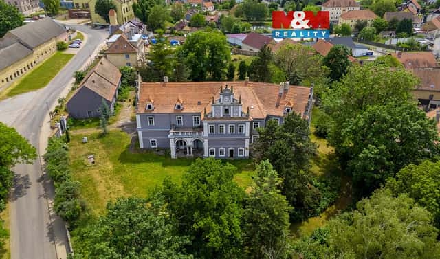 Prodej historického objektu, Mšené-lázně, ul. Školní, Školní, Mšené-lázně, okres Litoměřice