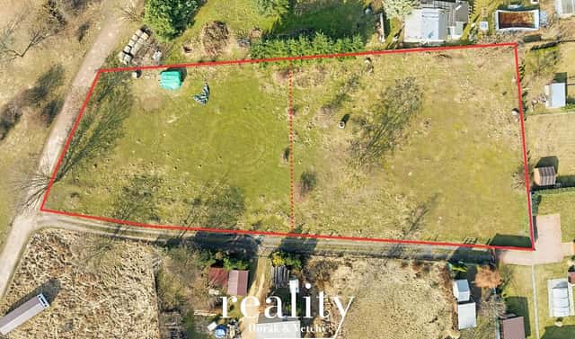 Prodej pozemku 2 018 m², Znojmo – Oblekovice