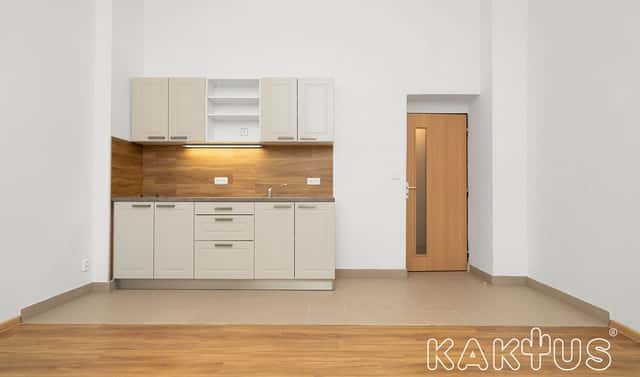 Pronájem bytu 1+kk 32 m², Strmá, Vratimov, okres Ostrava-město