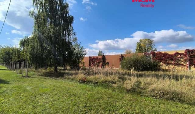 Pronájem zahrady 1 835 m², Pardubice