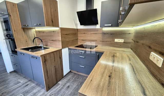 Prodej bytu 3+1 67 m², Karlova, Aš, okres Cheb