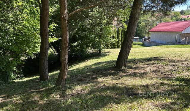 Prodej stavebního pozemku 880 m², Nová Ves, okres Brno-venkov