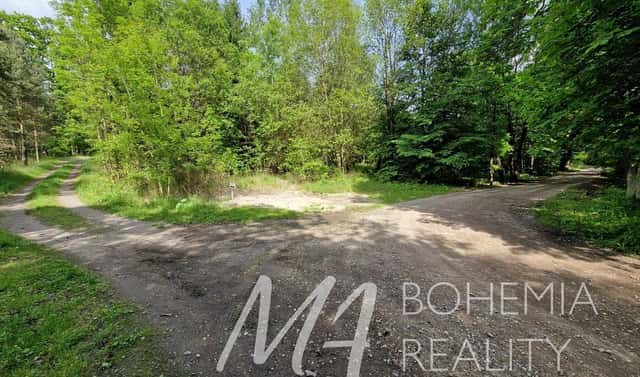 Prodej pozemku 15 564 m², Jiřice, okres Nymburk