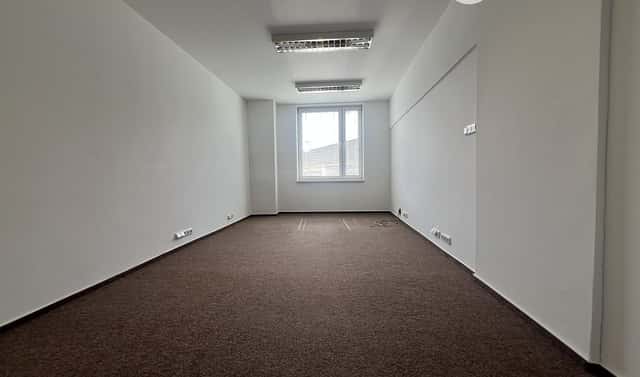 Pronájem kanceláře 20 m², Krnovská, Opava – Předměstí