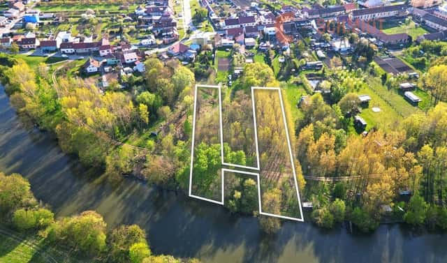 Prodej komerčního pozemku 6 324 m², Bulhary, okres Břeclav