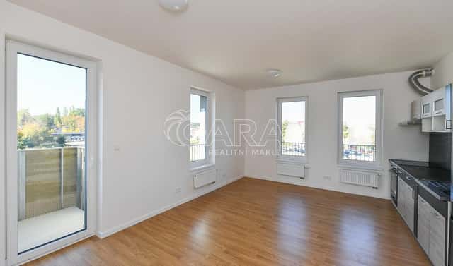 Pronájem bytu 1+kk 32 m², 102. pluku, Benešov