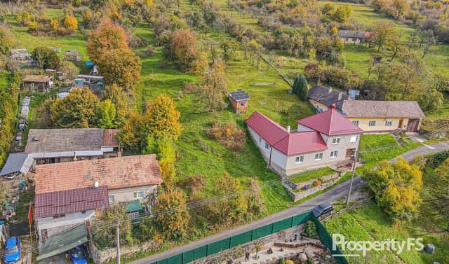 Prodej stavebního pozemku 10 000 m², Jankovice, okres Uherské Hradiště