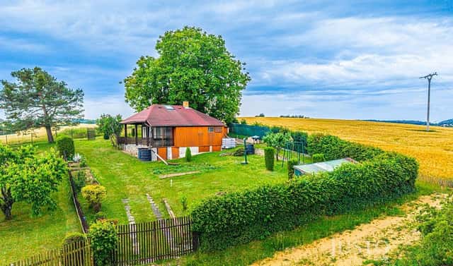 Prodej chaty/chalupy 38 m² s pozemkem 770 m², Lešany – Břežany, okres Benešov