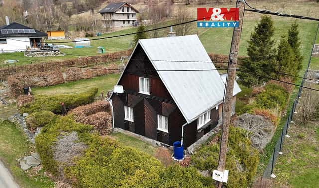 Prodej chaty/chalupy 35 m² s pozemkem 2 906 m², Holčovice – Komora, okres Bruntál
