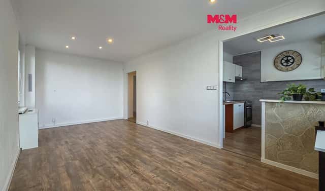 Prodej bytu 3+1 68 m², Benešovská, Kladno – Kročehlavy