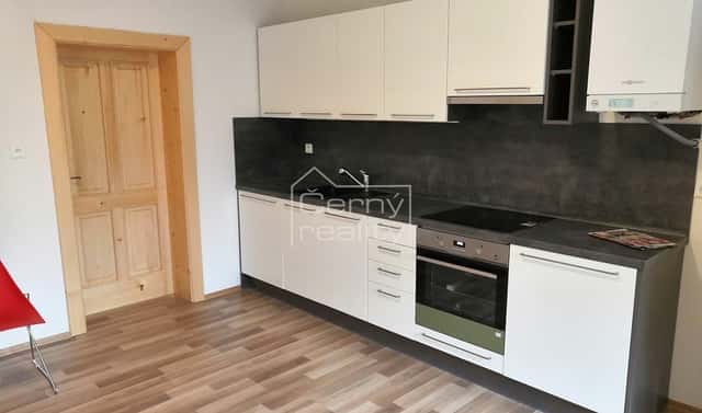 Pronájem bytu 2+kk 46 m², Okružní, Pardubice – Bílé Předměstí
