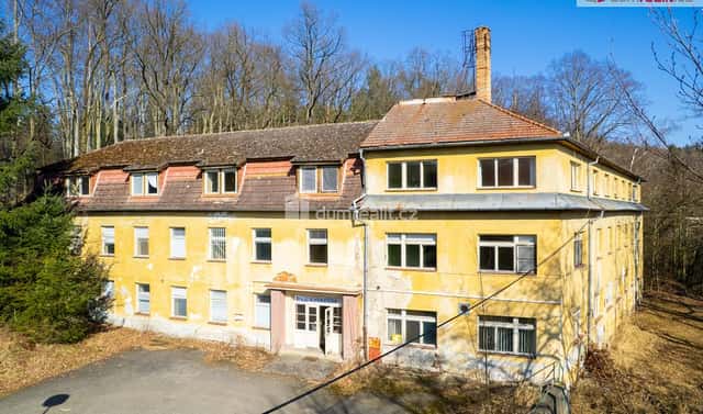 Prodej komerčního objektu (jiného typu) 2 181 m², U Honzíčka, Písek – Budějovické Předměstí