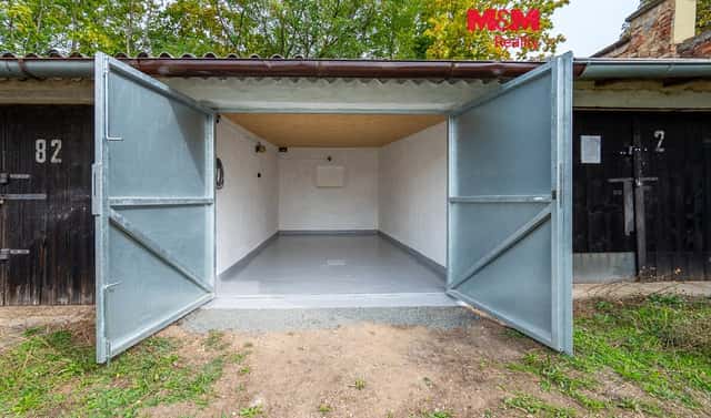 Prodej garáže, 20 m2, Plzeň, ul. Na Sklárně, Na Sklárně, Plzeň – Východní Předměstí, okres Plzeň-město