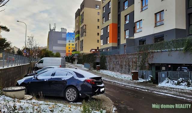 Pronájem bytu 1+kk 36 m², Komořanská, Praha 4 – Modřany