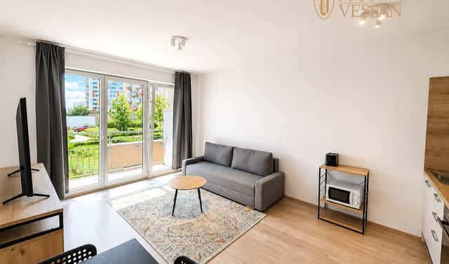 Prodej bytu 1+kk 32 m², Mantovská, Praha 10 – Horní Měcholupy