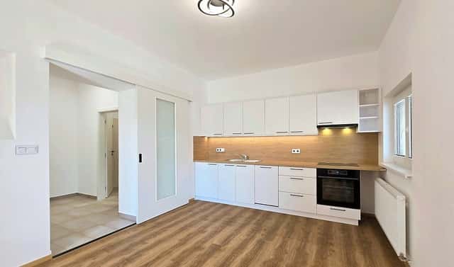 Pronájem bytu 2+kk 38 m², Na Parkáně, Beroun – Beroun-Město