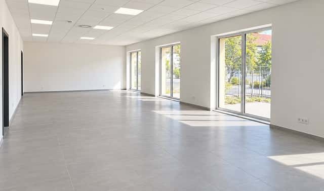 Pronájem obchodních prostor 110 m², Komenského, Modřice, okres Brno-venkov